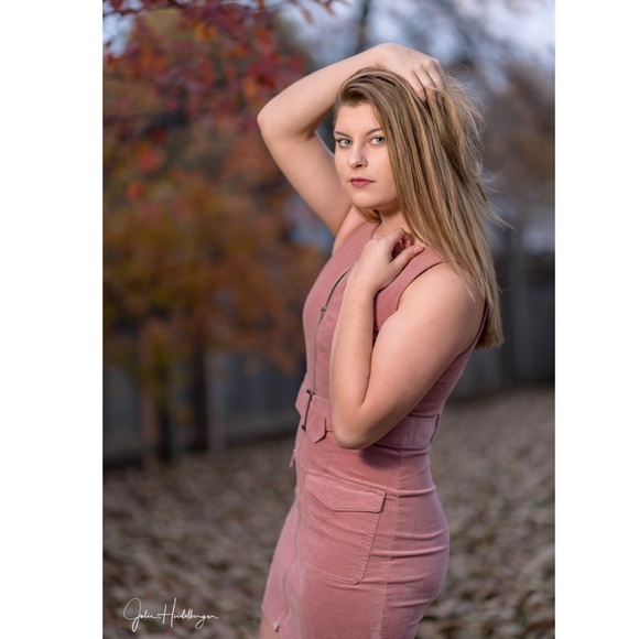 Forever 21 Velvet Sleeveless Bodycon Dress MEDIUM - Picture 1 of 2